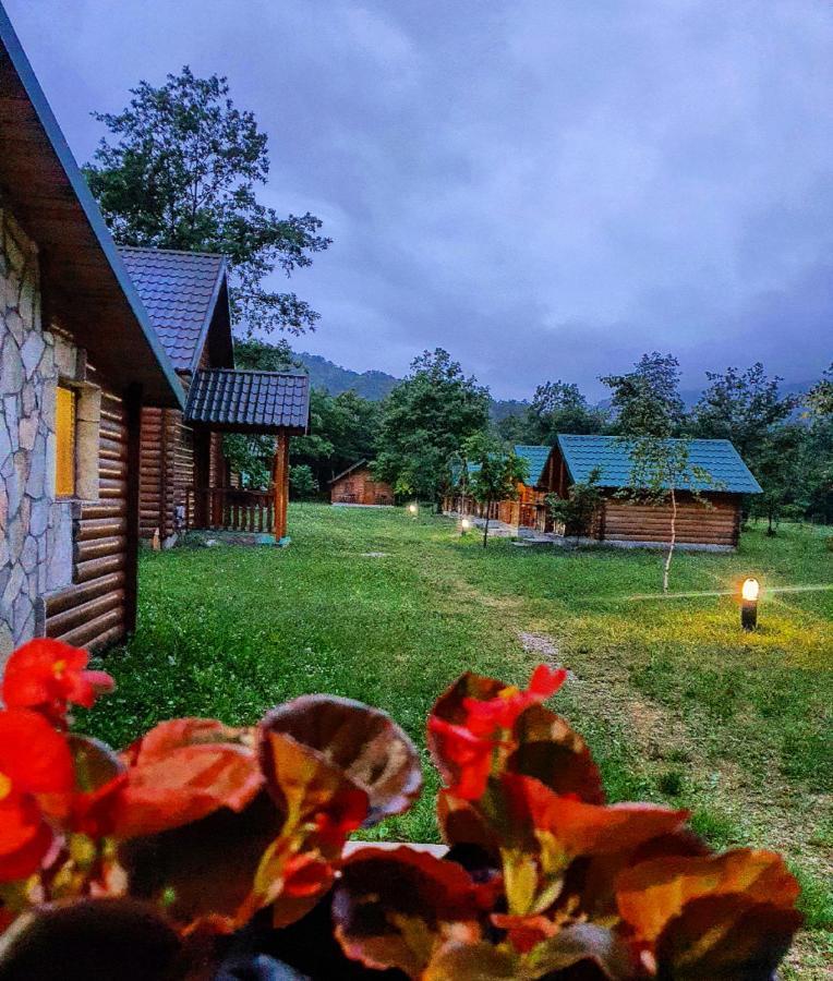 Rafting Camp Modra Rijeka Hotell Scepan-Polje Exteriör bild