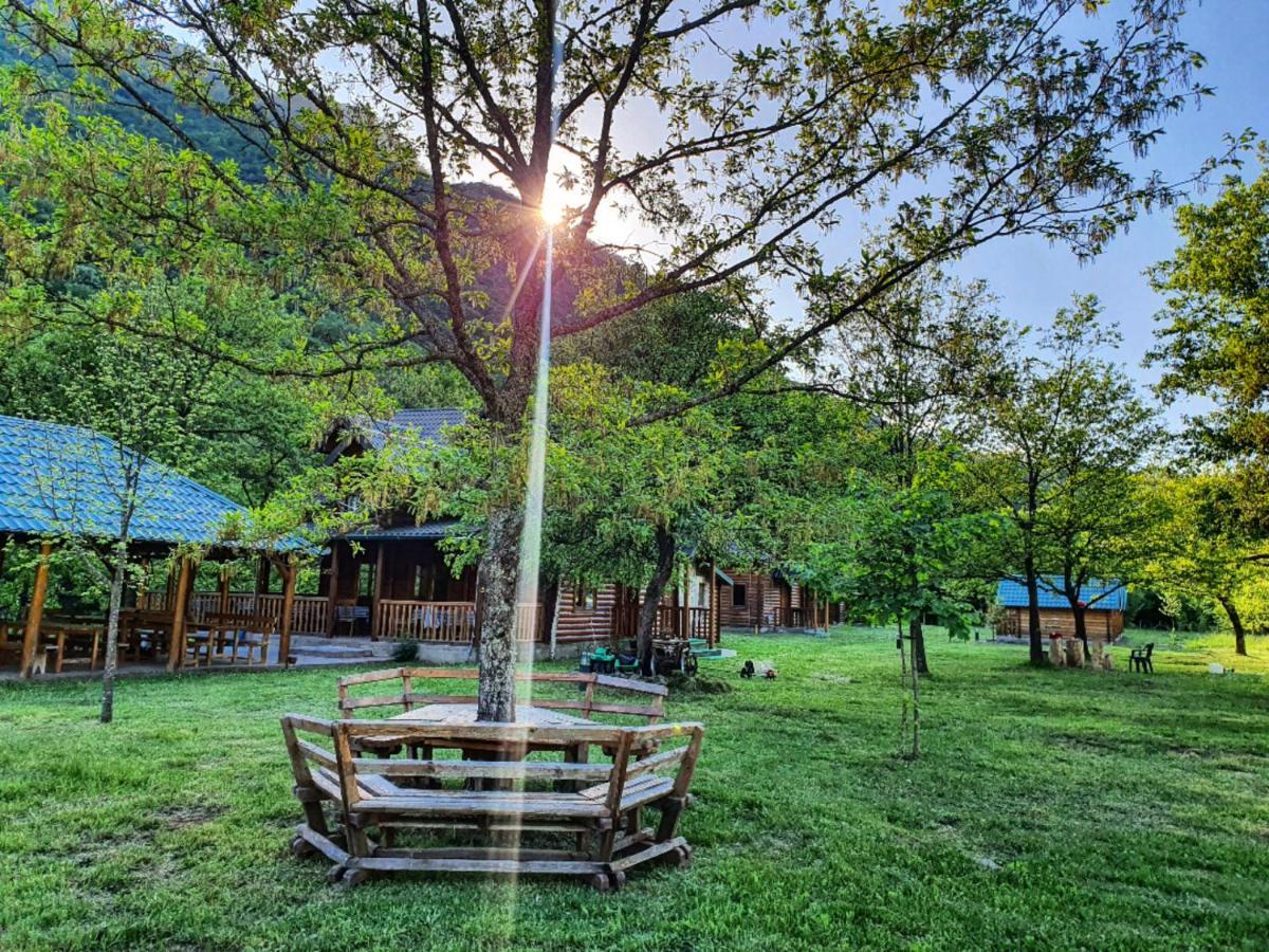 Rafting Camp Modra Rijeka Hotell Scepan-Polje Exteriör bild