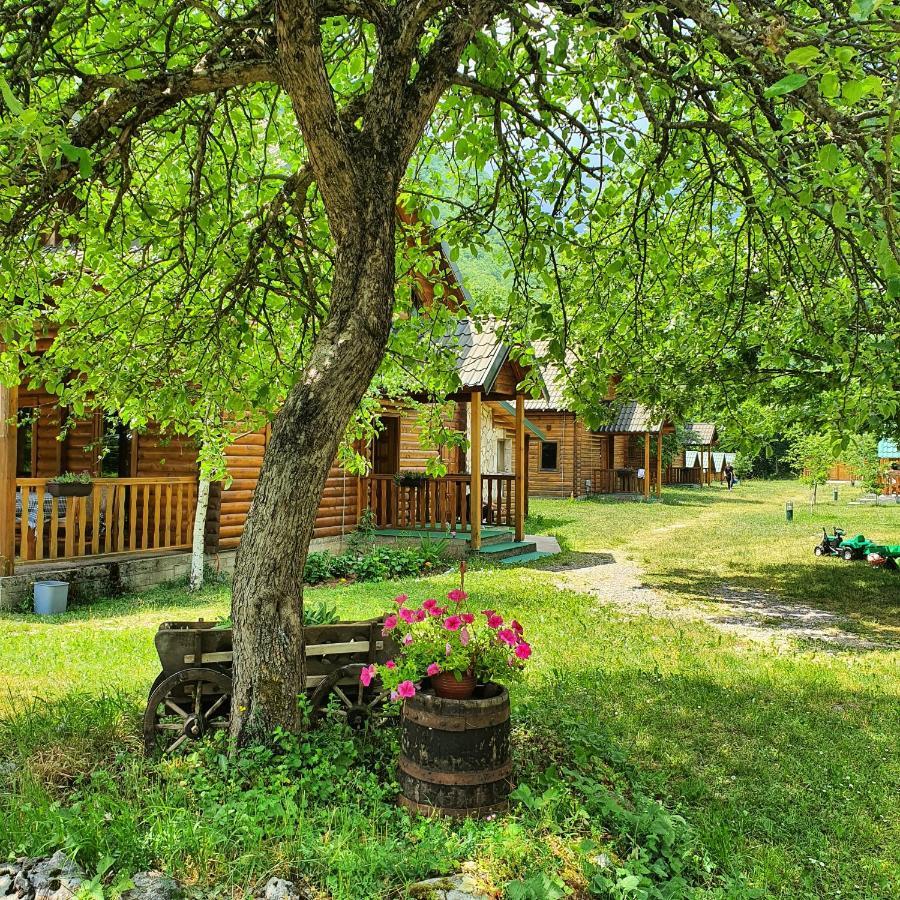 Rafting Camp Modra Rijeka Hotell Scepan-Polje Exteriör bild